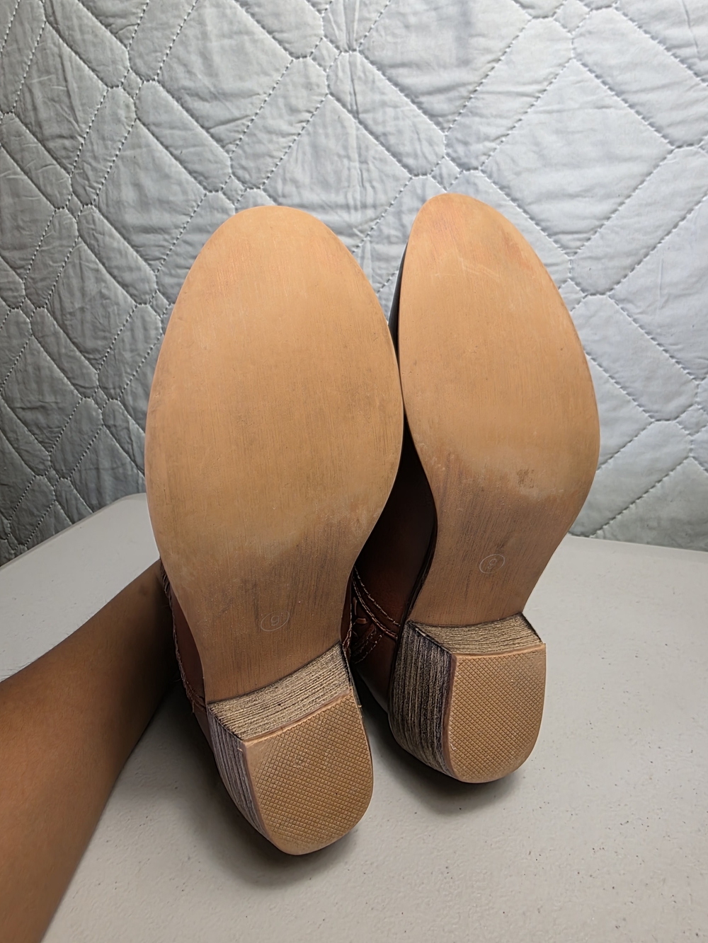 Women's Brown Leather Ankle Booties Sz 9 - Picture 10 of 11